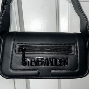 Steve Madden Brafel Shoulder bag